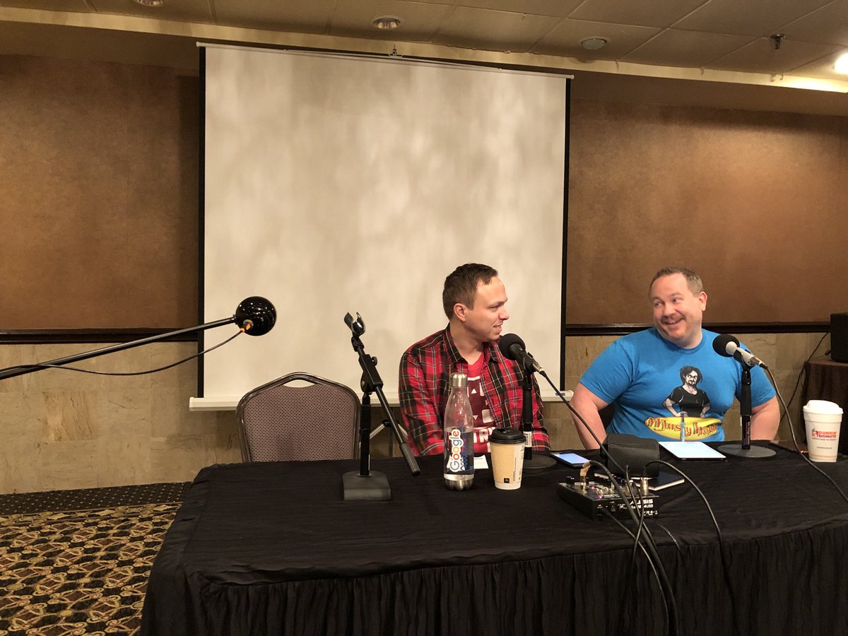 Round_2_Gaming's tweet photo. Got passed security and the throngs of clamouring fans, and scored front row seats to the biggest brains in the business! Bucket List item....checked! 

#MastersOfUnlocking #SplashZone #CCUnite #CartridgeClub  @MoUPodcast @calebjross @VGCollectaholic https://t.co/rpMunoCO4k