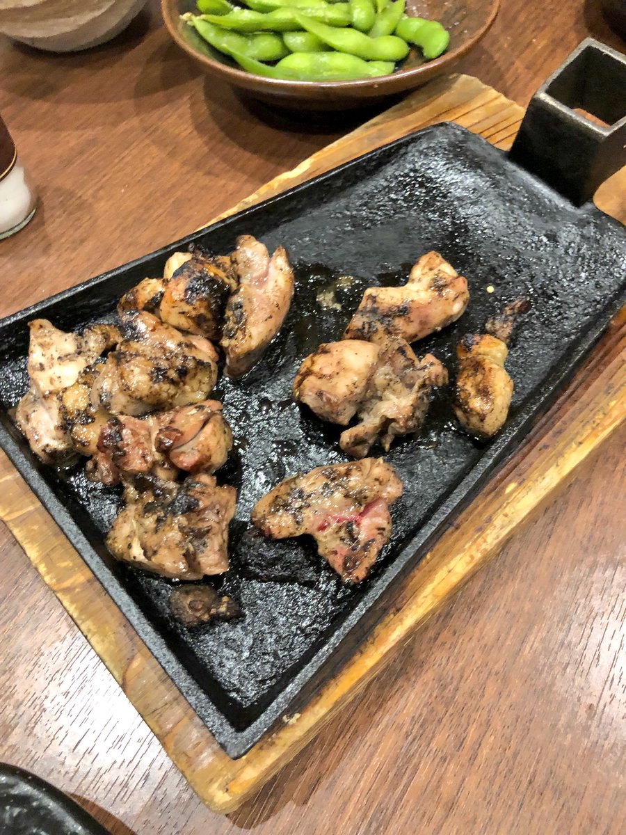 炎のフットボーラー 今夜は山内農場にて晩酌 キッズルームがあったので子どもの心配をせず ゆったり カラオケ もあったのでみんなで歌合戦 気付けば台風は去ってました 帰りはみんなで手を繋いで歩いて帰りました 山内農場 昭島駅