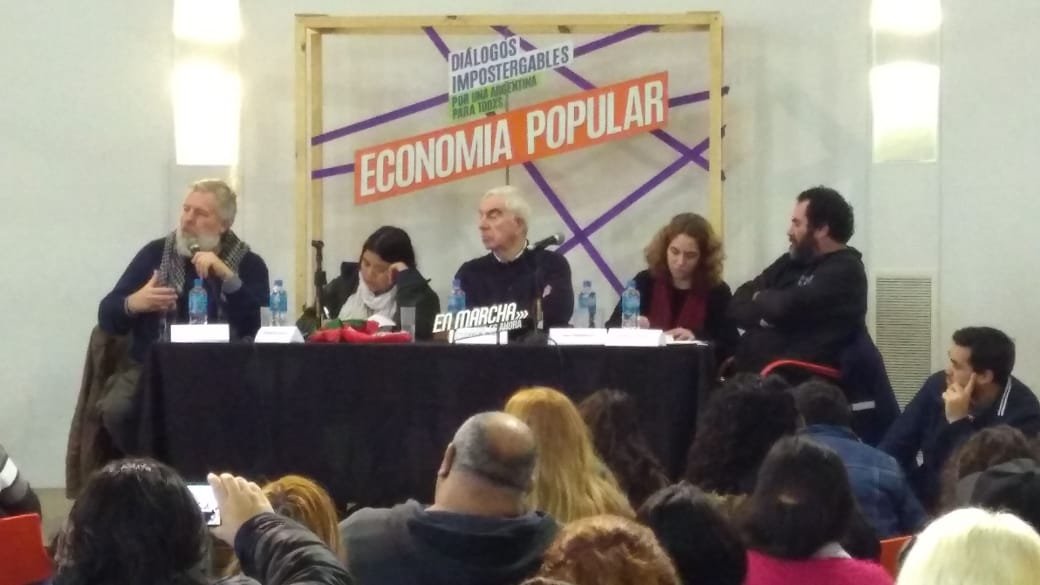 Vanina_ate's tweet photo. Ahí estamos #UnidadEnMarcha y #DialogosImpostergables https://t.co/Uf24miHU3H