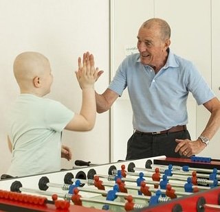 ComitatoVerga's tweet image. Buon compleanno all'uomo grazie a cui la nostra storia ha avuto inizio quasi 40 anni fa e grazie a cui ogni giorno continuiamo a scriverla #perguarireunbambinoinpiu
🎂🎂🎂🎂🎂🎂🎂🎂🎂🎂🎂🎂🎂