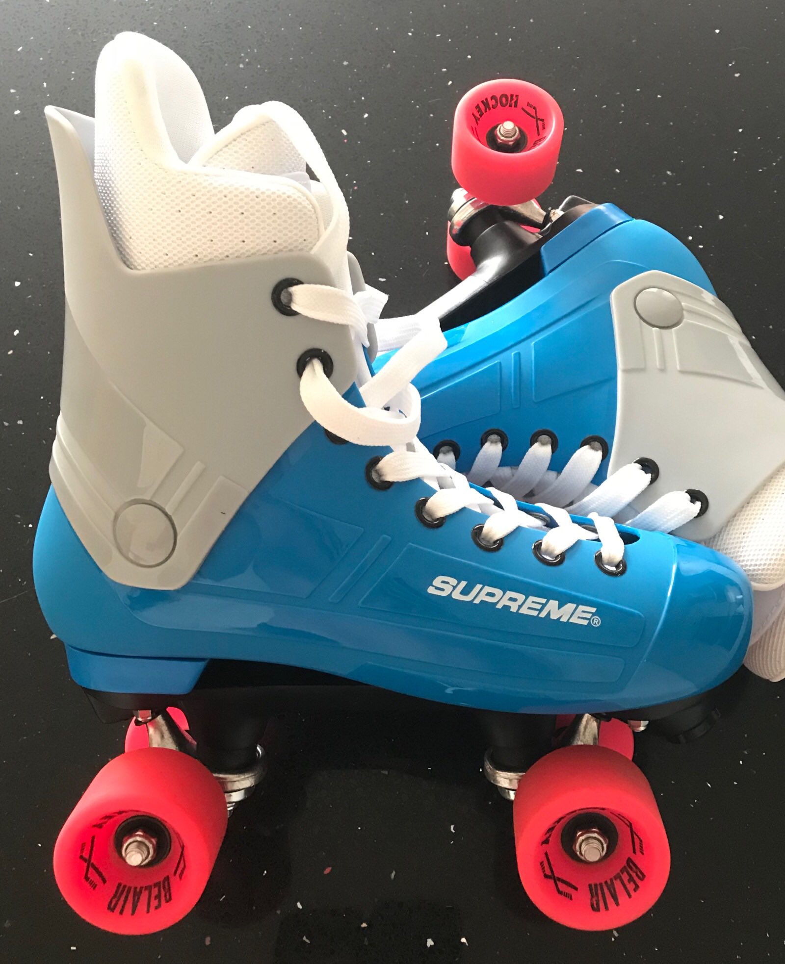 Supreme top bravo skates
