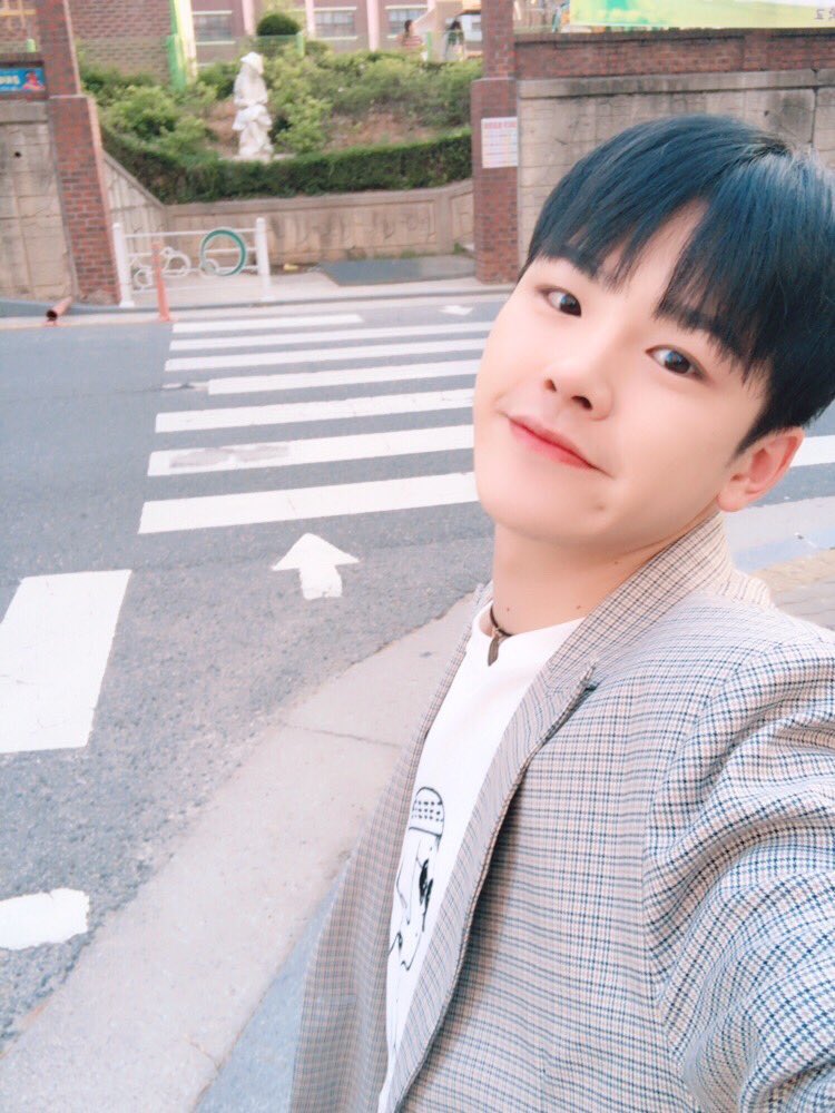 BLACKHAIR_GOOD's tweet photo. 10. MVP 라윤 https://t.co/SmHr79IrQS