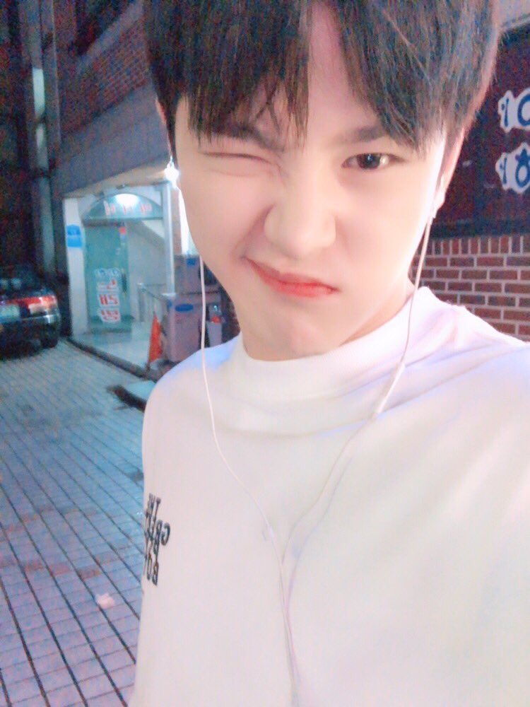 BLACKHAIR_GOOD's tweet photo. 10. MVP 라윤 https://t.co/SmHr79IrQS