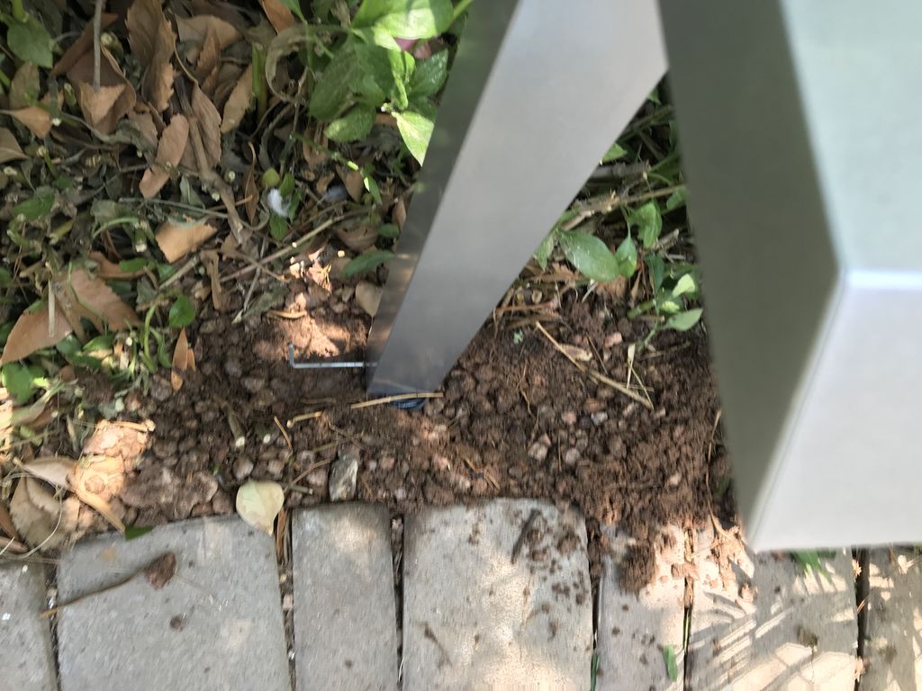 RogerDRamsey's tweet photo. I like to wrap any extra wire around the conduit, close in to the fixture so that if I ever need to dig the fixture up to move it I don't cut the wire with a shovel.  Once fixture is bottomed out onto the conduit, square the head over the surface &amp; tighten the set screw down. https://t.co/higgDUoQ9D