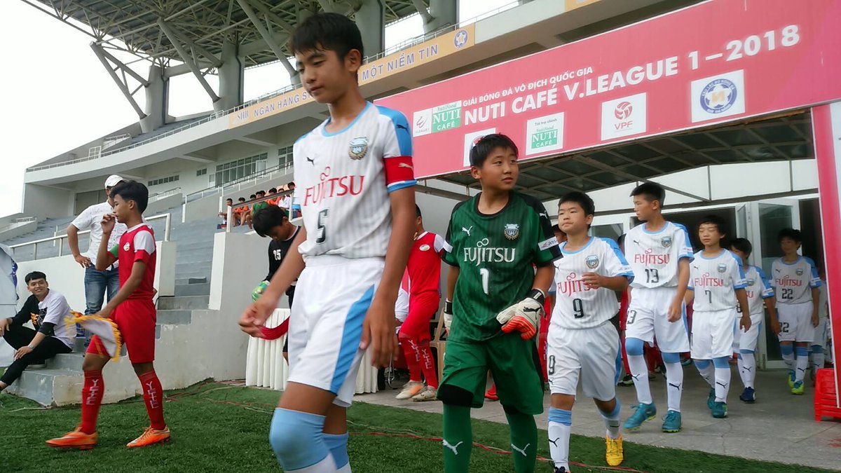 川崎フロンターレ ベトナム ダナンでのu 13日越交流サッカー大会大会2日目 Viettel U 13との試合は1 1で前半を折り返しました Frontale Vietnam 川崎フロンターレ ベトナム ダナンでのu 13日越交流サッカー大会大会2日目 Viettel U 13との試合は1 1で前半を折り返しました Frontale Vietnam