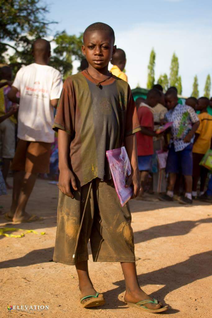 ChristVillage's tweet photo. WHO WILL SHOW THESE POOR KID  SOME LOVE IF YOU DON'T? https://t.co/Tokxb1sBaj