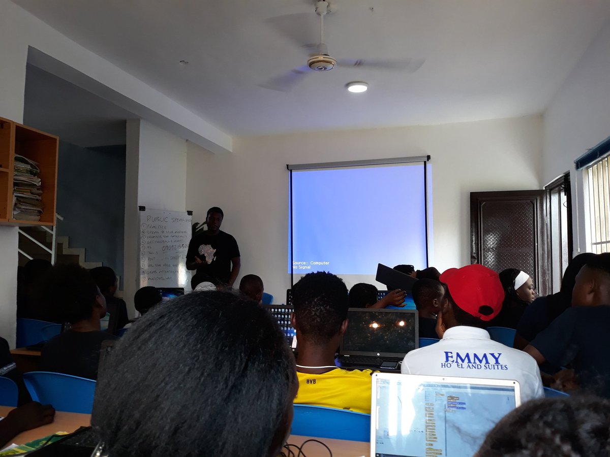 TheDestinyTrust's tweet photo. It's Meet-a-Mentor Saturday at the #TechSummerBootcamp. Foluso Ladipo of Andela tells the children how early learning of programming increases their chance of becoming a world-class tech talent https://t.co/5OqkrzpHlF
