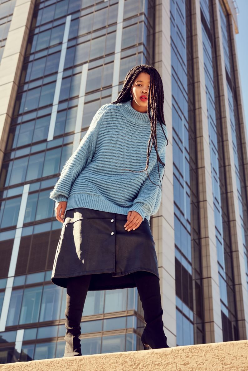 SandtonCity's tweet photo. Watch out world! 
@LulamaWolf is on the loose at #SandtonCity's Winter Sale.💥
Follow our Instagram stories today and tomorrow as she hunts down the hottest fashion items #InTheCity. ❣️
#GotItOnSale #SandtonCityWinterSale https://t.co/w0lzKKPbR9