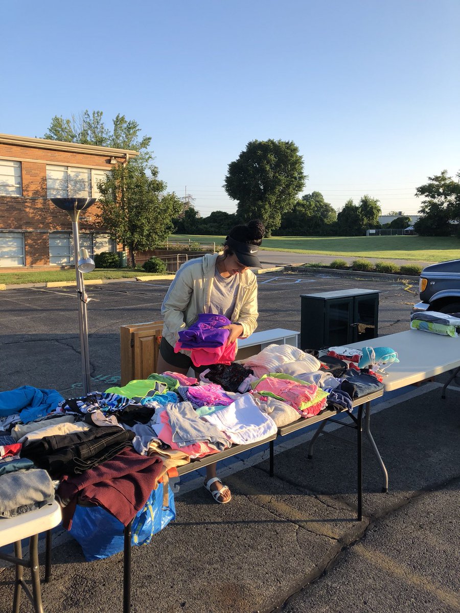 1976LCS's tweet photo. Rise &amp; Shine! See you at 2025 Hillcrest Drive for lunch, a clean car &amp; shopping! 8am-2pm #today #classmission https://t.co/9y6Zx2rrHW