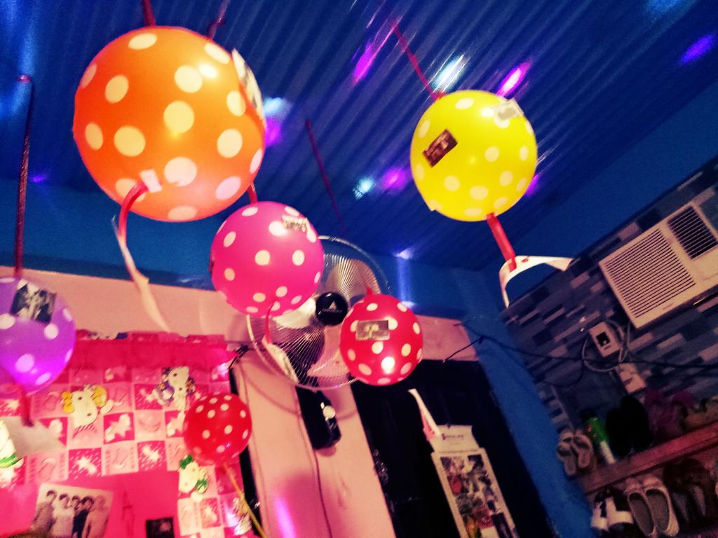 Lorrainegacho1's tweet image. Late celebration
Happy 8th anniversary Lads😘😍
#8thyearsofonedirection