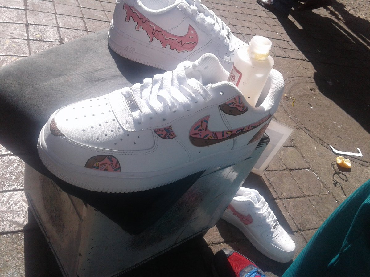 K_McGrecoR's tweet photo. I met this talented nigga Khutso today in CBD and he does all These🔥🔥
Contact : 072 032 0805

Please Retweet to Spread his Work🙏🙏 https://t.co/Wh6O2mHhUF