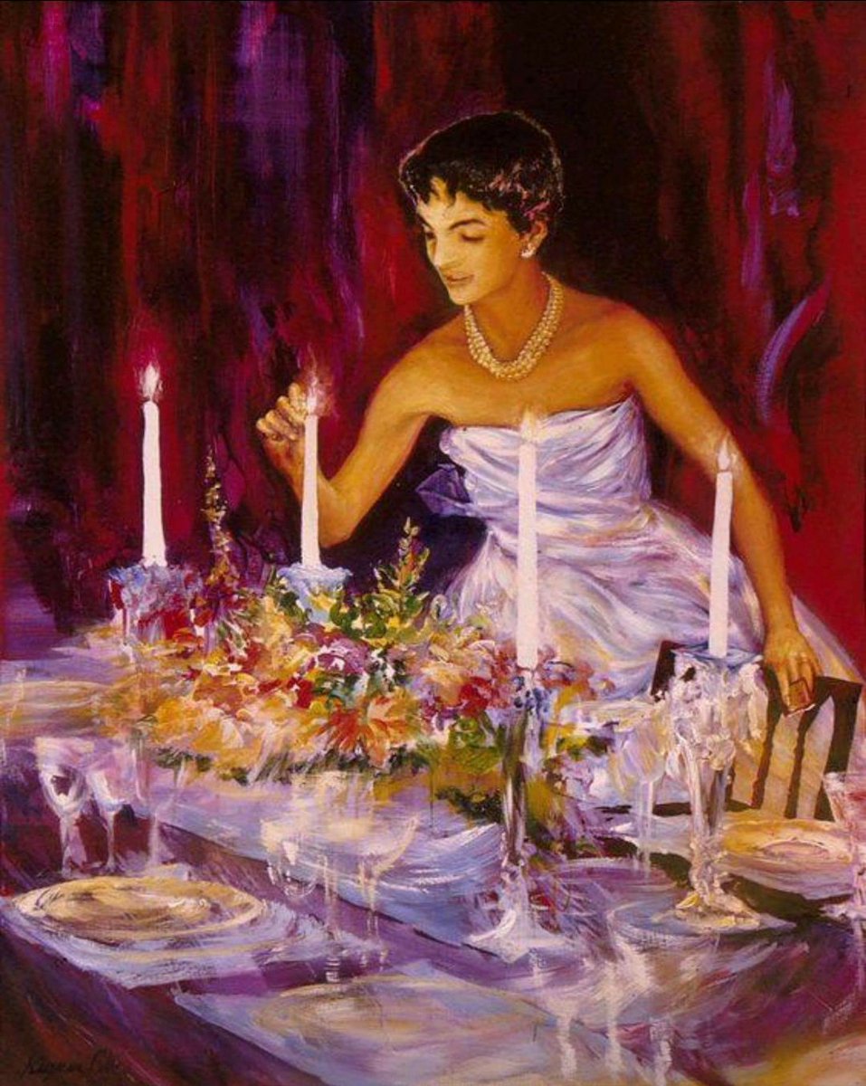 Mercedes_King_'s tweet photo. She would've been lighting 89 candles today. #HBD #jackiekennedy #JacquelineBouvierKennedyOnassis #JBKO #TheKennedys https://t.co/TIu0yOyvJz