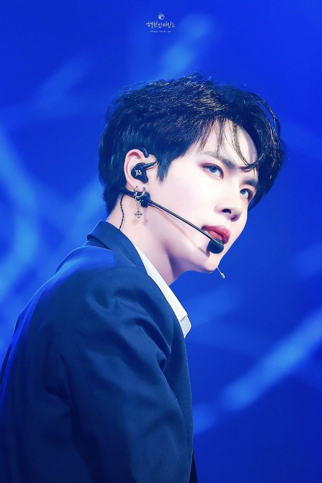 BLACKHAIR_GOOD's tweet photo. 11. 김동한 https://t.co/BzERgLtvvj