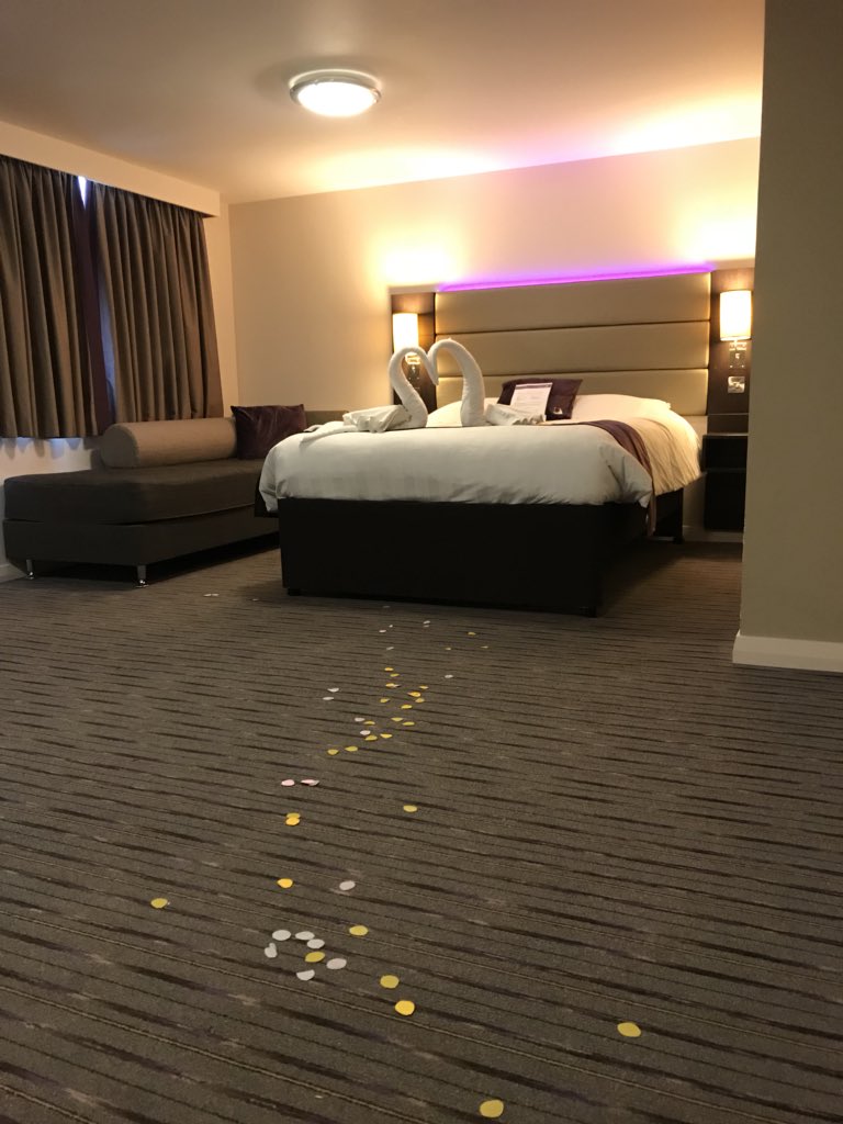 GeorgianaMalaeru tweet media