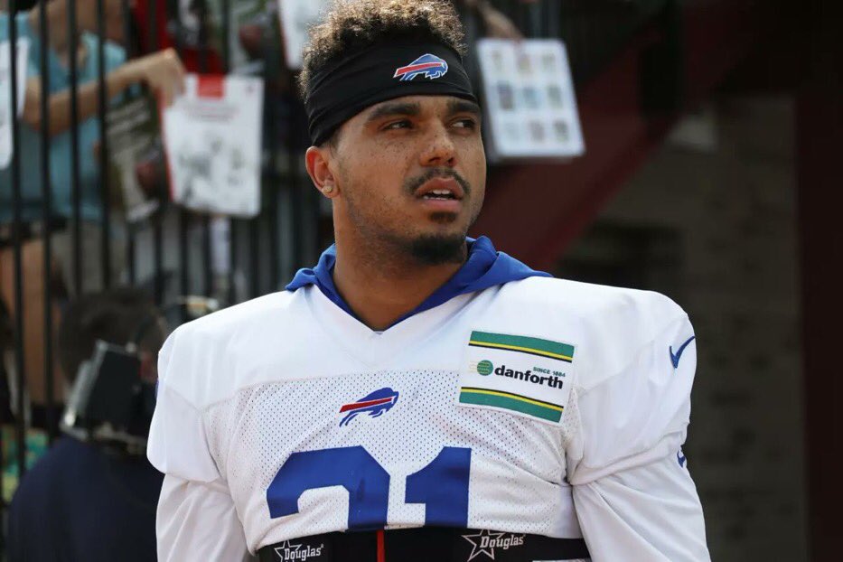 everett_withers's tweet photo. Good luck in year #4  in the NFL to Dean Marlowe.The Bills got a good one! https://t.co/hl5MMM8hle