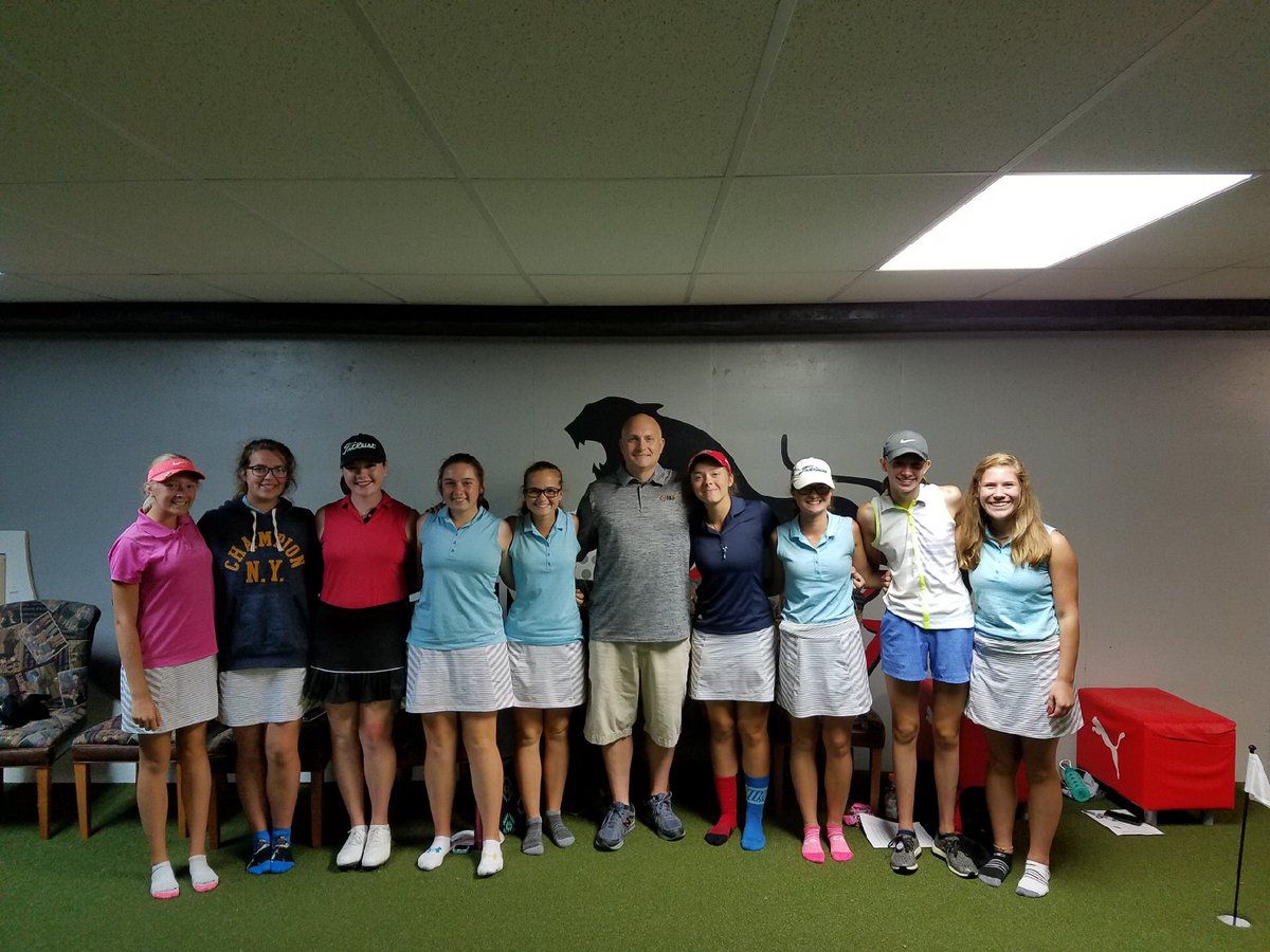 Had a blast hanging out with @NWGirlsGolf the last two mornings! Thank you Coach Yoder for the opportunity to invest in your team. Good luck this season ladies! #Embracingtheprocess #winningmindset