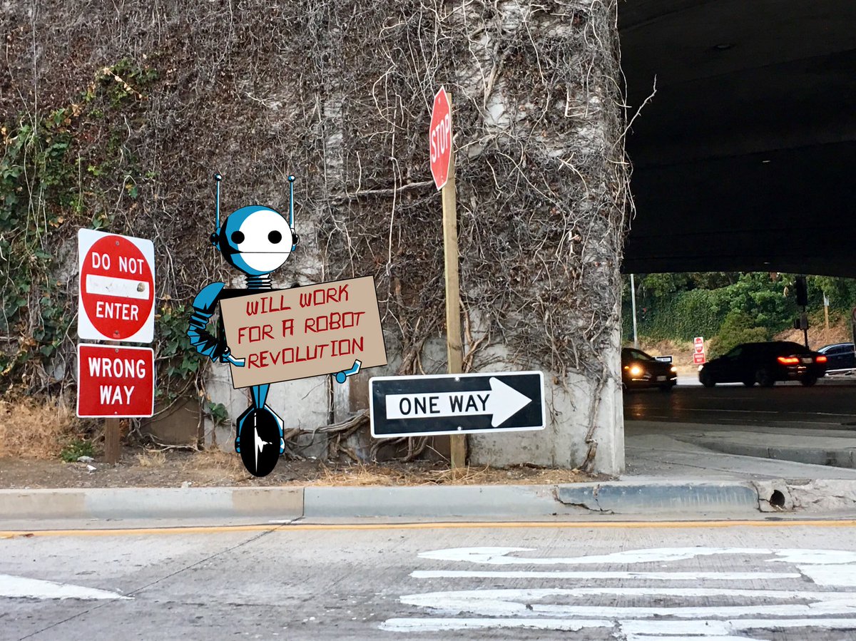 RealMFrancis's tweet image. Working in Hollywood. #robot #robotsoftwitter #revolution #revolutionary #losangeles #hollywood #california #NewToyRobot #NTR #WhereInLAisNTR #streets #working #signs #messages