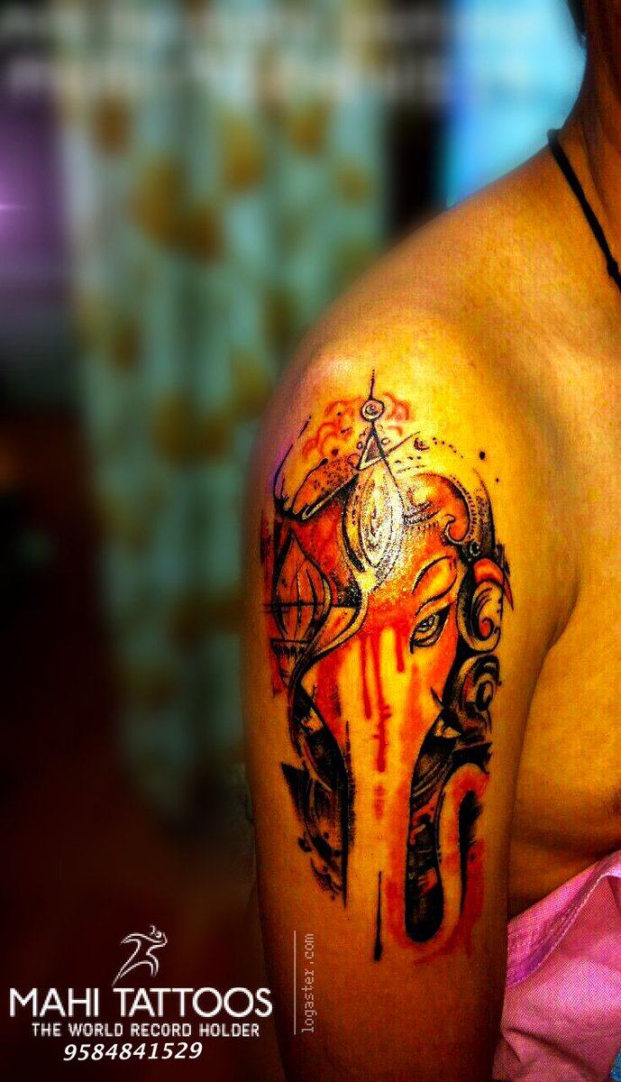 Mahipatidar9's tweet photo. #ganesha #ganesh #ganpati #mumbai #bappa #hindu #morya #india #lordganesh #om #hinduism #tattoos #mahadev #maharashtra #shiva #harharmahadev #of #bappamorya #ganpatibappamorya #instagram #follow #ganeshotsav #omnamahshivaya #likes #ganpatibappa #ganeshatattoo https://t.co/HjOGApEyVQ