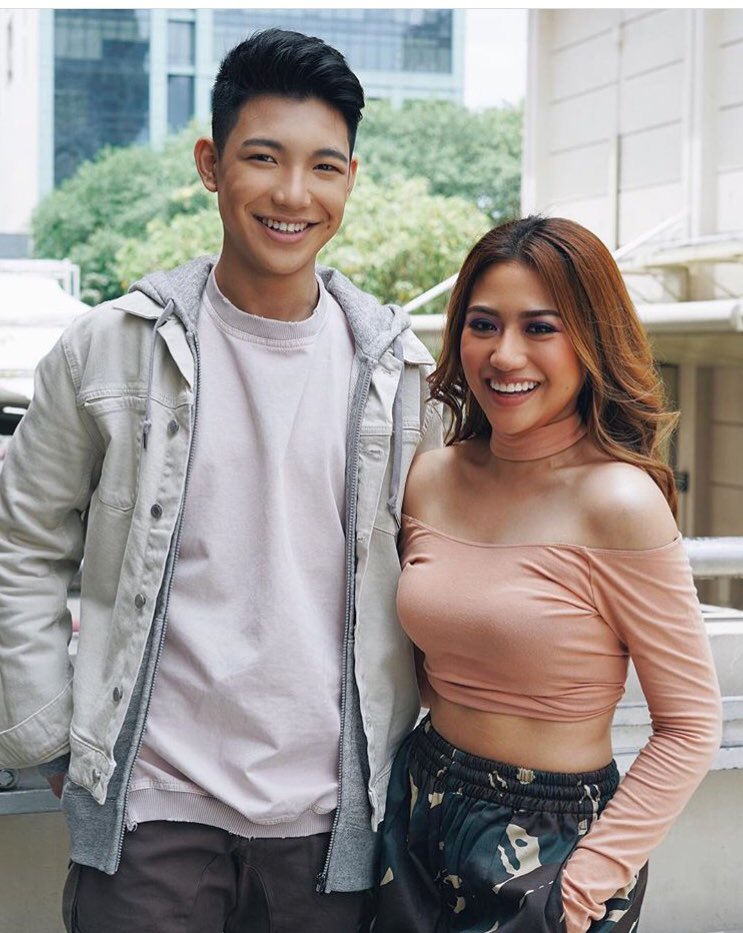 morrennnnn's tweet photo. Morissette Amon and Darren Espanto 💓 https://t.co/RfUf1BESZV