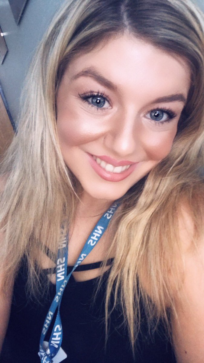 GraceSingerOMal's tweet photo. Arriving in Edinburgh for Oxenfoord Summer Festival 2018. A week of  learning from some of the best coaches in the world. It will also be my first wee go at opera scenes. A LOT of hard work has gone into this week. This is a pic of me yesterday finishing work (v excited) ha! 😃 https://t.co/mUaqOVLlUq