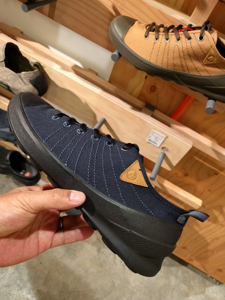 merrell beta flash low vent