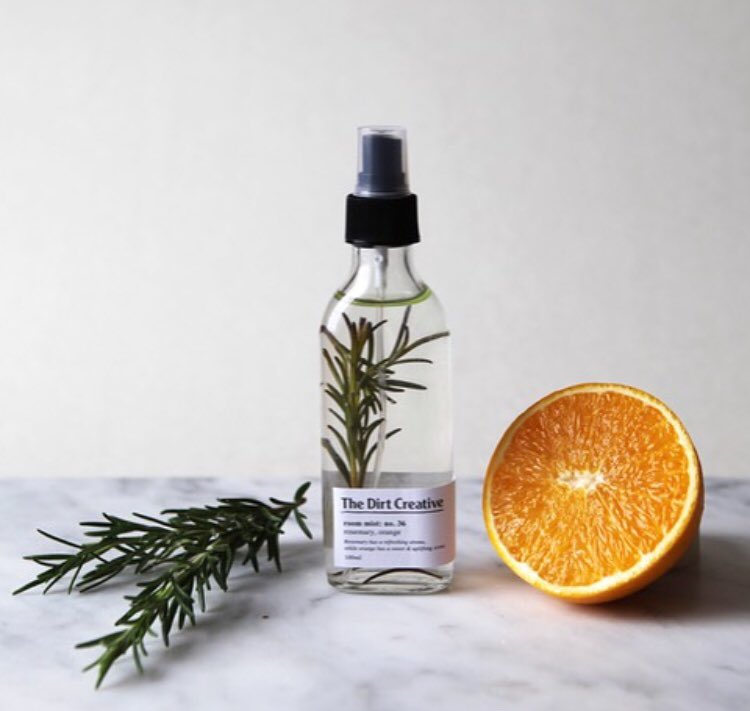 thedirtcreative's tweet photo. Make sure to pop by our new shop space - #CentralParade 6-10 Hoe St, Walthamstow, London E17 4RT. 
Open 11 - 4! Where all our collection is stocked!
#thesimplethings #aromatherapy #walthamstow #apothecary #smallbusiness #londonpopupshop #popup #smallspace #handmade #artisan https://t.co/o117hufBWC