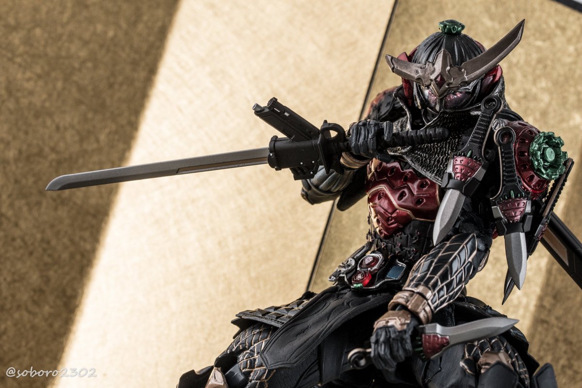 S.I.C.仮面ライダー鎧武 イチゴアームズ 忍者刀風の無双セイバーや腰布