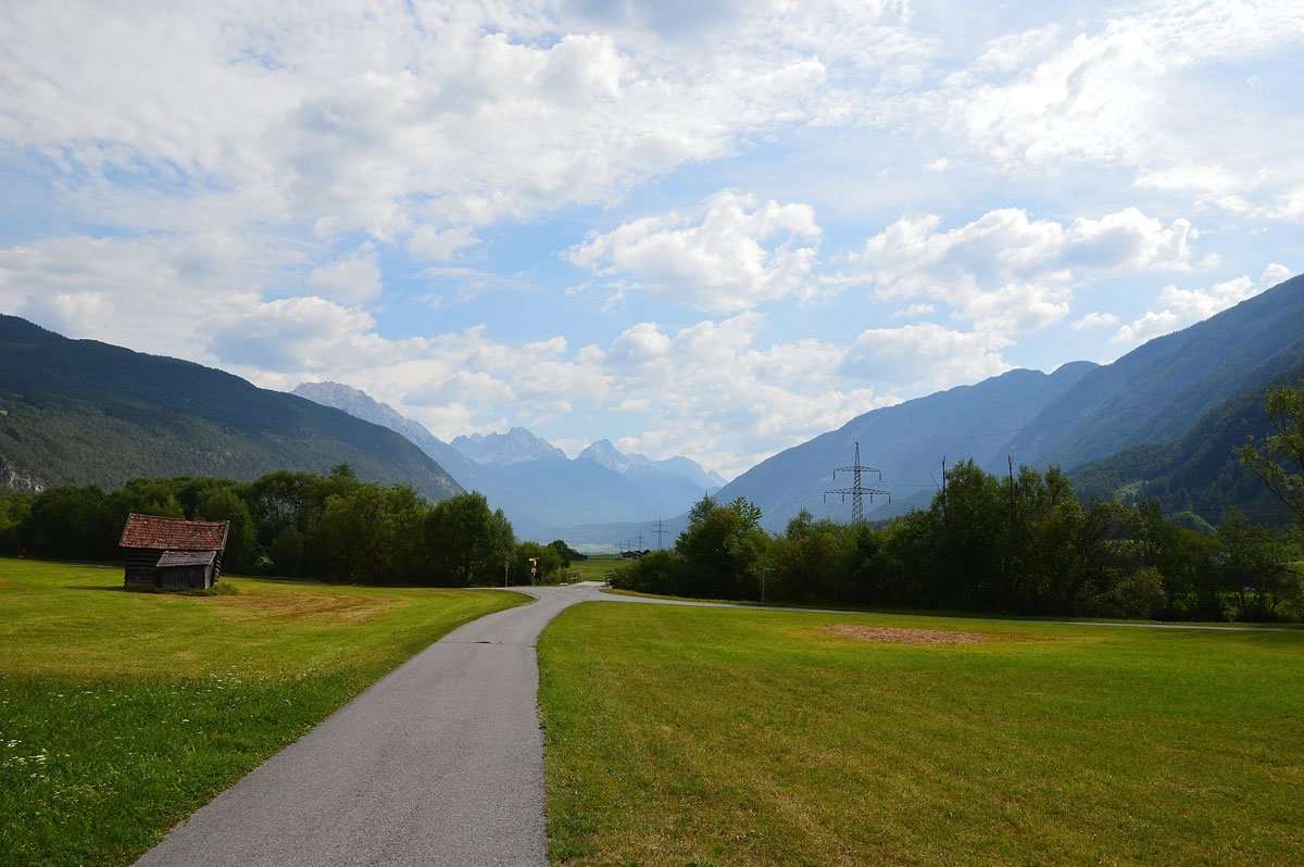 Het Gurgltal is een breed zijdal. Een prachtige natuur en relatief vlak. #imst #gurgltal #nassereith #wandelen #mountainbike
tirolinfo.nl/ImstGurgl