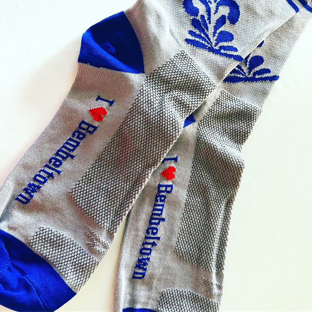 Bembeltown_FFM's tweet photo. Gerade bei uns eingetroffen. Unsere Bembel Socken dry fit.
Nur 14,90€
BEMBELTOWN
Burgfriedenstr 17, Frankfurt https://t.co/OAlUbH7aOa
#bembel #bembelfans #bembeltown #bembeldesign #bembelgeschenke #bembelshop #frankfurtblogger #frankfurtdubistsowunderbar #frankfurt #apfelwein https://t.co/WeQwfqpfWJ