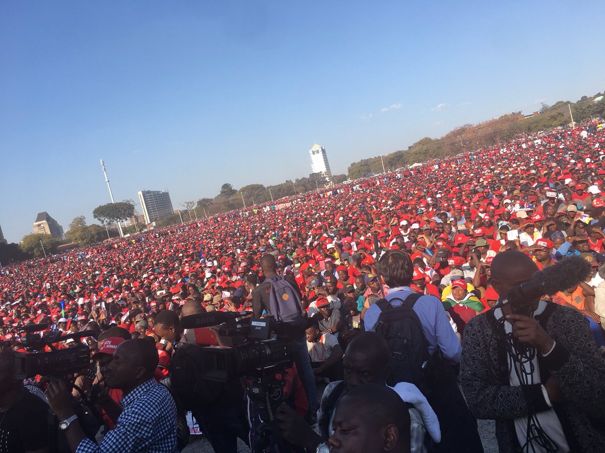 peterndoro's tweet photo. Nelson Chamisa at #MDCAlliance #FinalRally : people are voting for change, they are voting for a new Zimbabwe #ZimbabweDecides2018 #ZimElections2018 https://t.co/9COGP6T1te