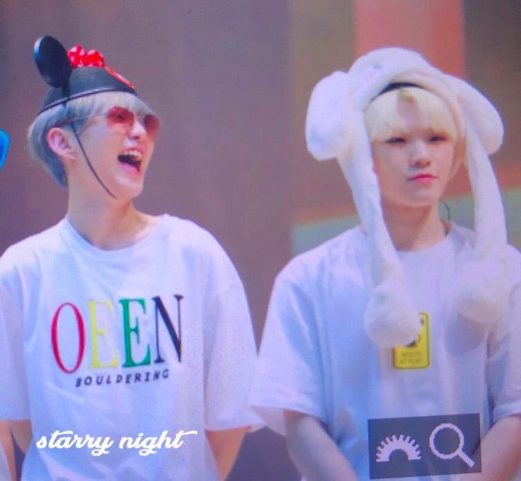 I'm still waiting for the last pic until starry night release the hd Bless everyone, i love soonhoon so much