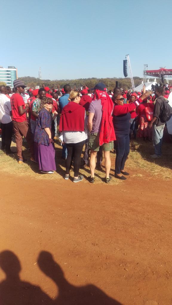 Everyone at Freedom Square is saying Chamisa Chete Chete. #KwekweHimJuly30 @LynNemudonhi @PatsonDzamara