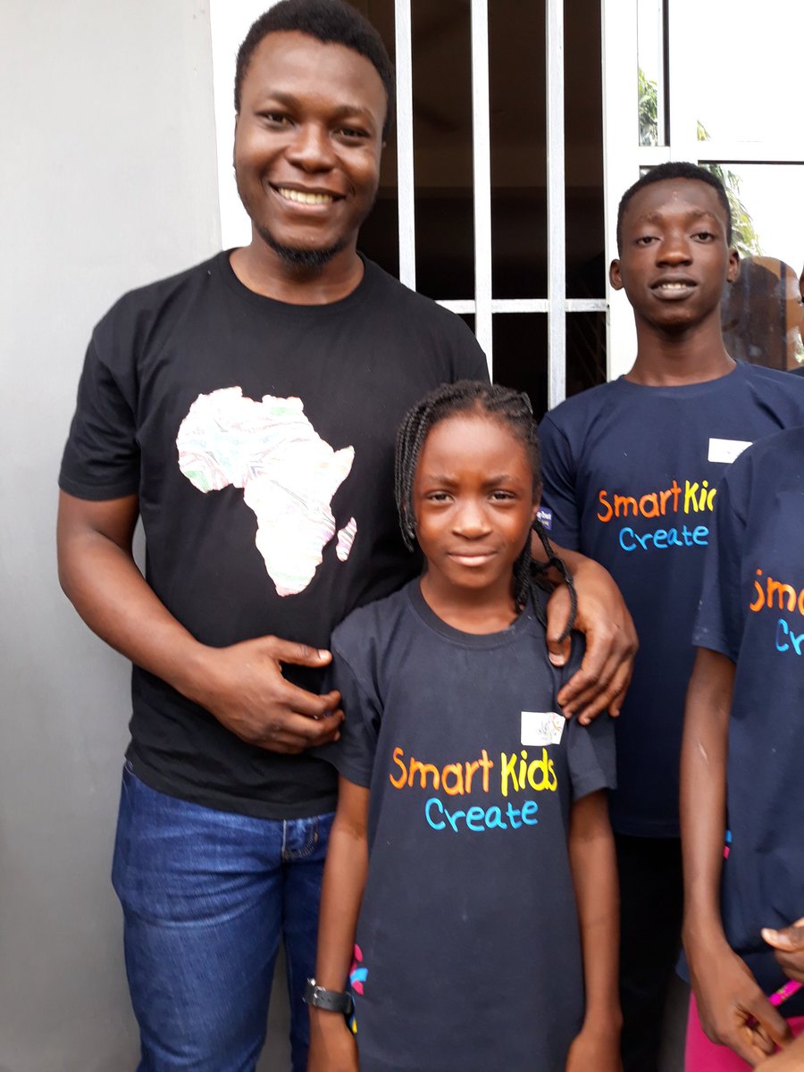 TheDestinyTrust's tweet photo. Exciting moments with @FolushoOladipo at the #TechSummerBootcamp. Thank you for inspiring the kids with your story and making coding fun and practical for the children. #GreatMentorsGreatKids #MeetAMentorSaturday https://t.co/thN2IFoalq