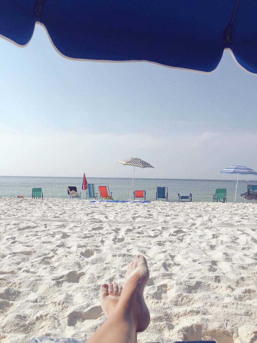 KristinLong2015's tweet photo. Doing nothing but working on my tan today and I couldn’t be happier about it. https://t.co/PSM7R8MzyJ
