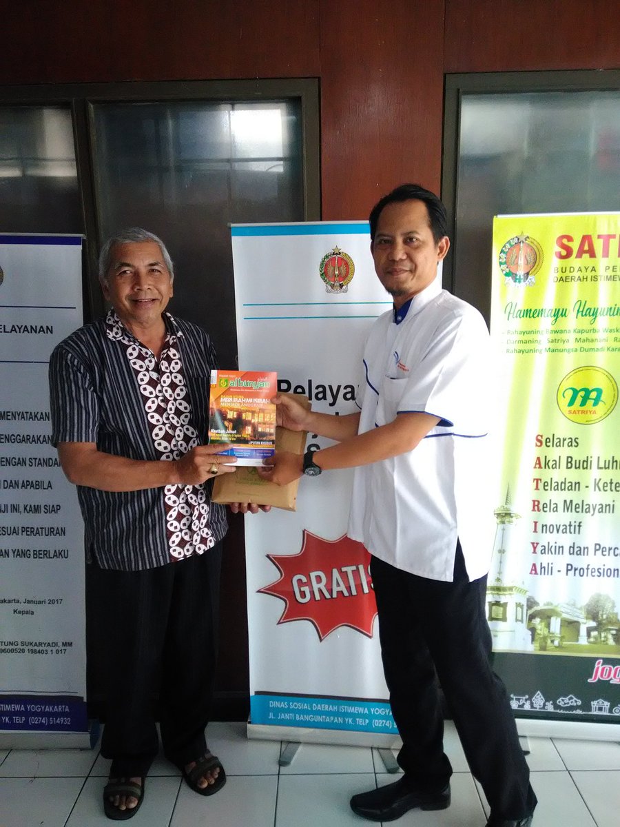 arifyuliyanto's tweet photo. Alhamdulillah, bisa bersilaturrahim, berdiskusi dg Pak Bejo, Dinas Sosial DIY. Membahas begitu banyak persoalan sosial yg ada di DIY dan membicarakan potensi kolaborasi. #bppddiy #jogjaistimewa #binaummah #bmt #islamicmicrofinance https://t.co/hxtxwUSBwd