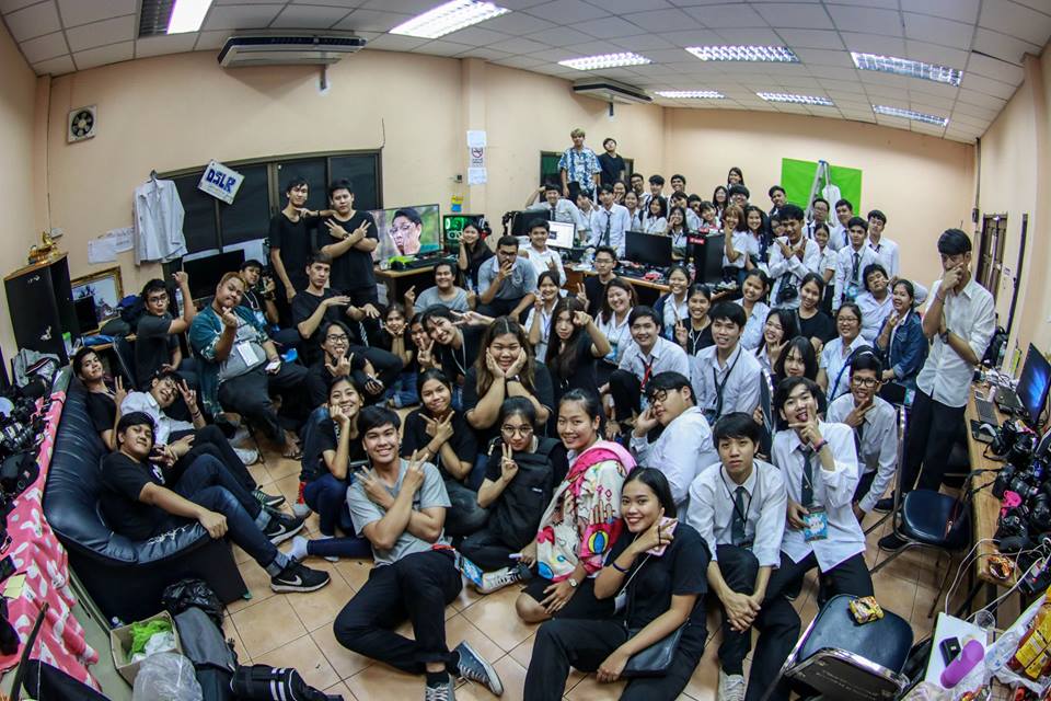 september055's tweet photo. It's who we are from the stars ใครคือเรา เราคือโสตฯ
เหนื่อยแต่สนุก คนข้างหลังภาพ
#BeginningCamp17 https://t.co/N1Dg43xSni