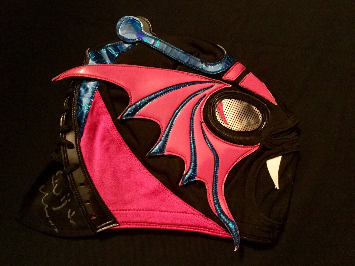 RHP4ever's tweet photo. Cuije mask from the 2010 Chikara King of Trios. #Cuije #Chikara #ChikaraPro #KingOfTrios #KOT #LuchaLibre https://t.co/fqG0Uf2dbU
