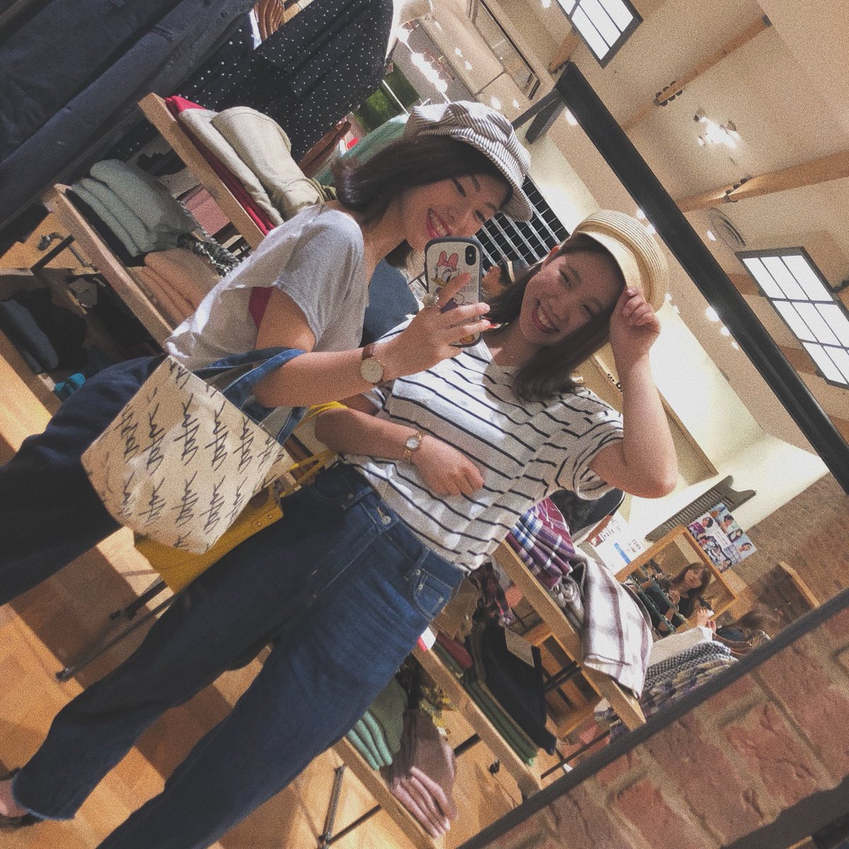 RinaTiro's tweet photo. ✔︎shopping ❤︎ https://t.co/XZNh148UbW
