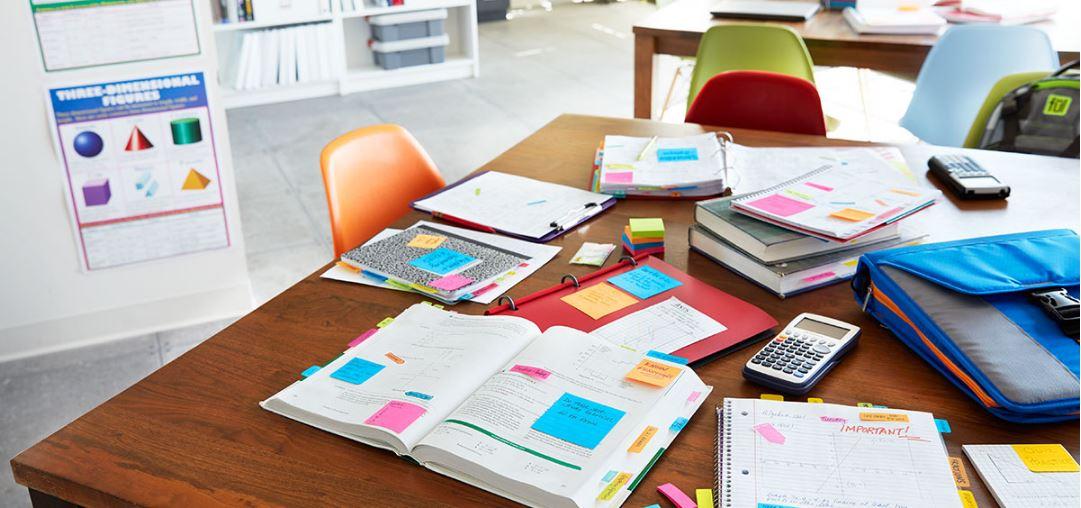 Organized notes &amp; text books = ready to ace math this year!