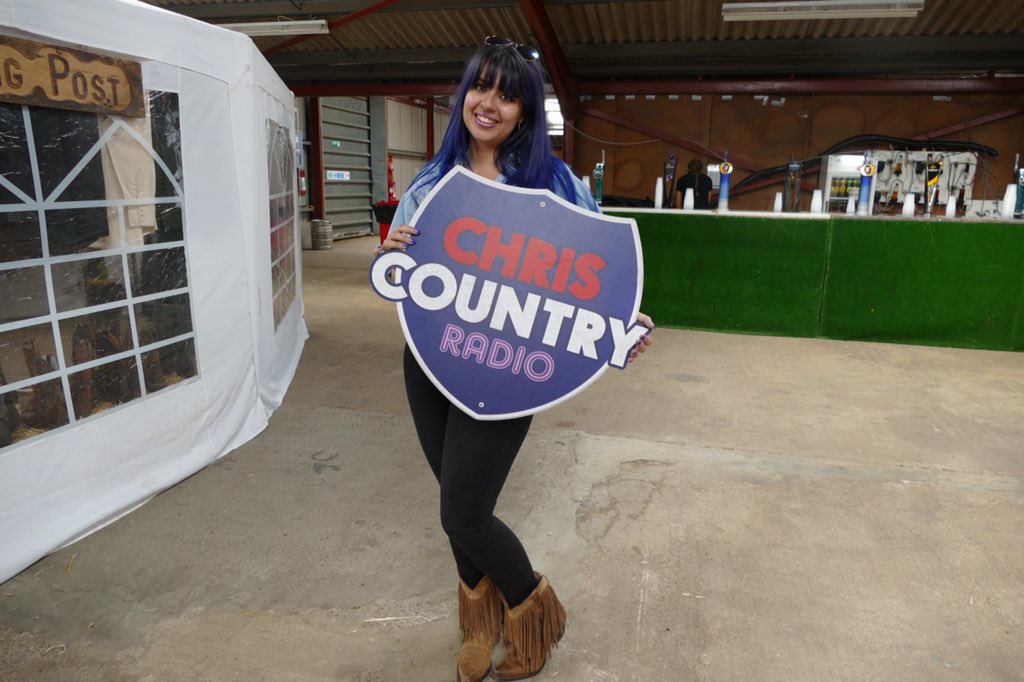 CountryLineRad's tweet photo. Just heard a cracking set from Gasoline and Matches and it's nice to see some of the artists posing with our logo! #fsafest https://t.co/lmADAngO34
