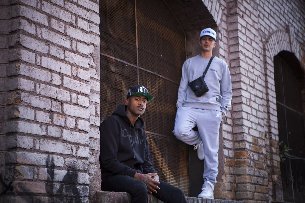 starter_brasil's tweet photo. Confira os detalhes da coleção #starterblacklabel x #compton em nossa loja oficial: https://t.co/R3lz3JDweZ https://t.co/RuqQQ4XlNF