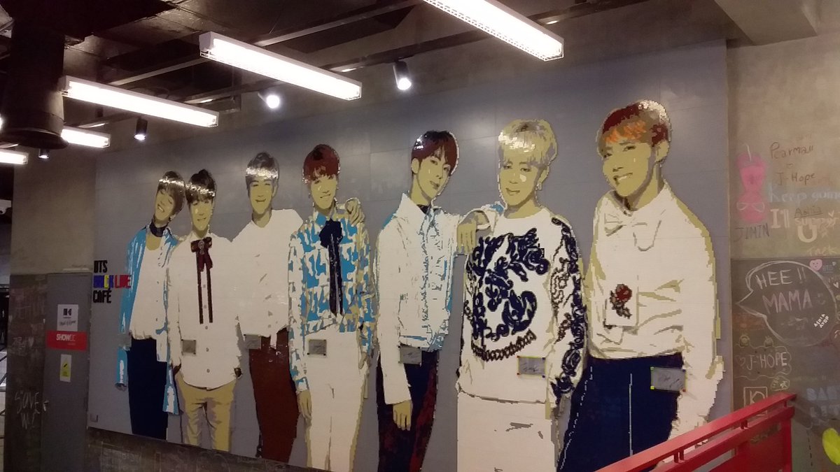 RmTarakim's tweet image. 日本を離れてもうすぐ3ヶ月になリます。バンコクの生活は少しは慣れてるけど、日本でバンタン会やナム会でワイワイした時を思い出すと寂しくなる！😂 

#日本army#BTS#防弾少年団