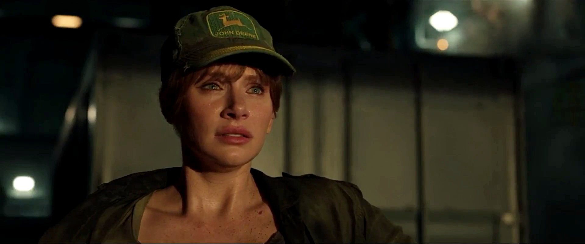 Bryce dallas howard will thankfully don practical footwear in jurassic BryceDallasHowardNet on Twitter: "Claire Dearing in Jurassic World