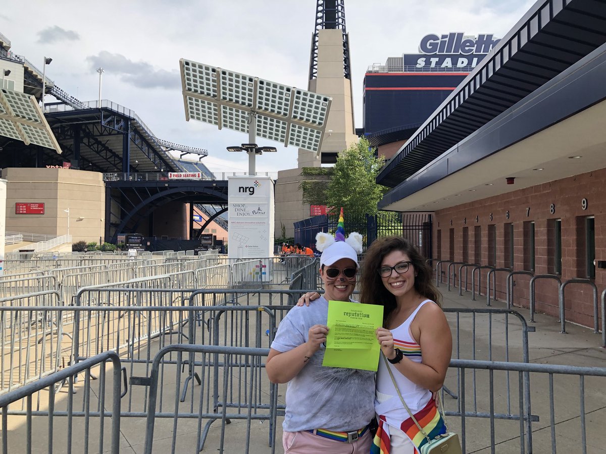 bettykissitbttr's tweet image. IM SORRY FOR ANYONE I LIED TO BUT I CANT BELIEVE THIS IS HAPPENING I NEVER IN A MILLION YEARS THOUGHT THIS WOULD HAPPEN TO ME