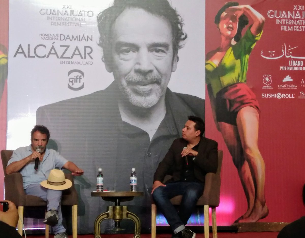 LosBingers's tweet image. En el @giffmx, #DamiánAlcázar dice a #SectorCine: Me gustaría trabajar con #GuillermoDelToro @RealGDT, me gustaría volver a trabajar con #Iñárritu, con #Cazals, con #JorgeFons, #PaulLeduc, con #Ripstein y con el nuevo, con el que me invite a una buena historia, hay mucho talento.