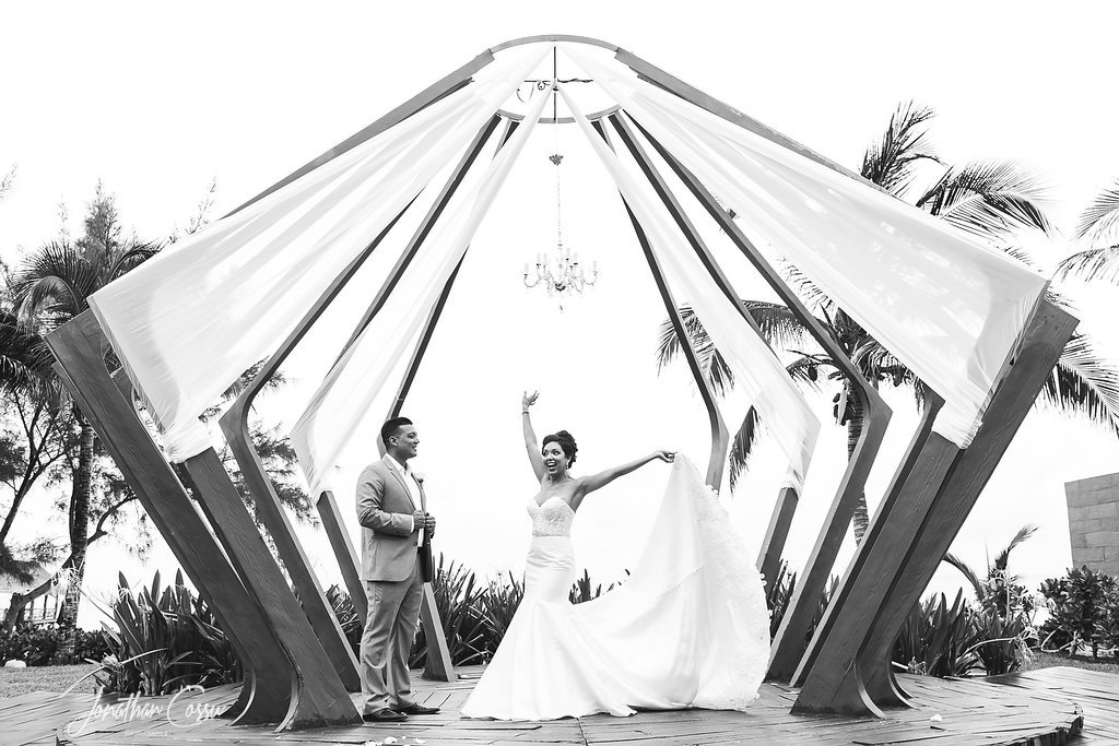 "The secret of a happy marriage is finding the right person. You know they're right if you love to be with them all the time." Happy Anniversary Mr. &amp; Mrs. Guajardo!!! #JonathanCossu #AzulFives #RivieraMayaWedding #destinationweddingphotographer #weddinganniversary