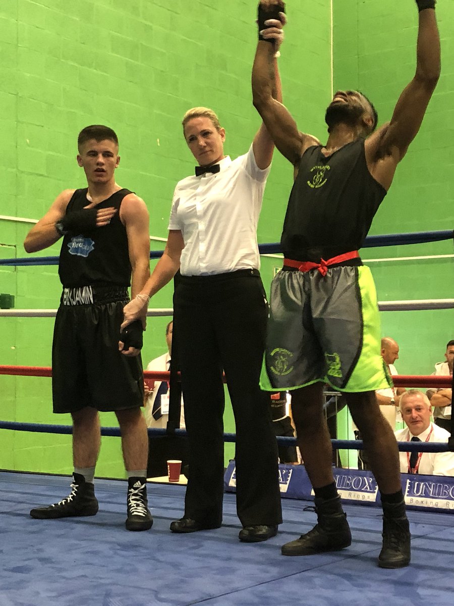 ElcocksBA's tweet image. Kevin does it again and books his place in tomorrows East Midlands box cup final alongside academy boxers Stevie Pitts and Jack Ross with only Nadeem falling short today in his semi final 4 entered 3 make the final, bring back that gold tomorrow 👊🏽👊🏽
