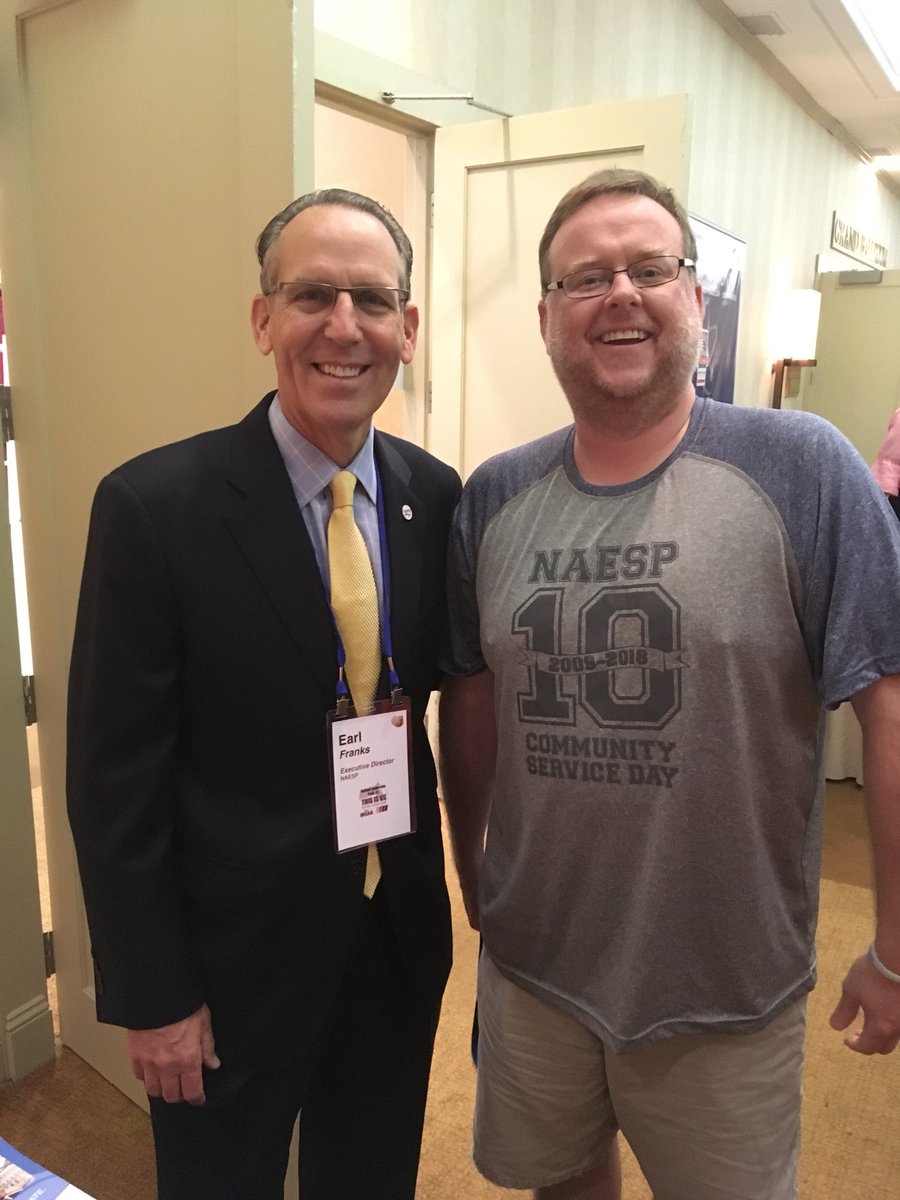 PrincipalJQuinn's tweet photo. The @MSAA_33 Summer Institute was a giant success! Thank You @efranksnaesp for attending. Massachusetts appreciates all you do for Principals! @NAESP @Cardwell16 @kaylentucker @jillflanders #msaasi18 #msaachat Oh - notice my shirt @ahenley2010? https://t.co/Z9UT6SwZxX