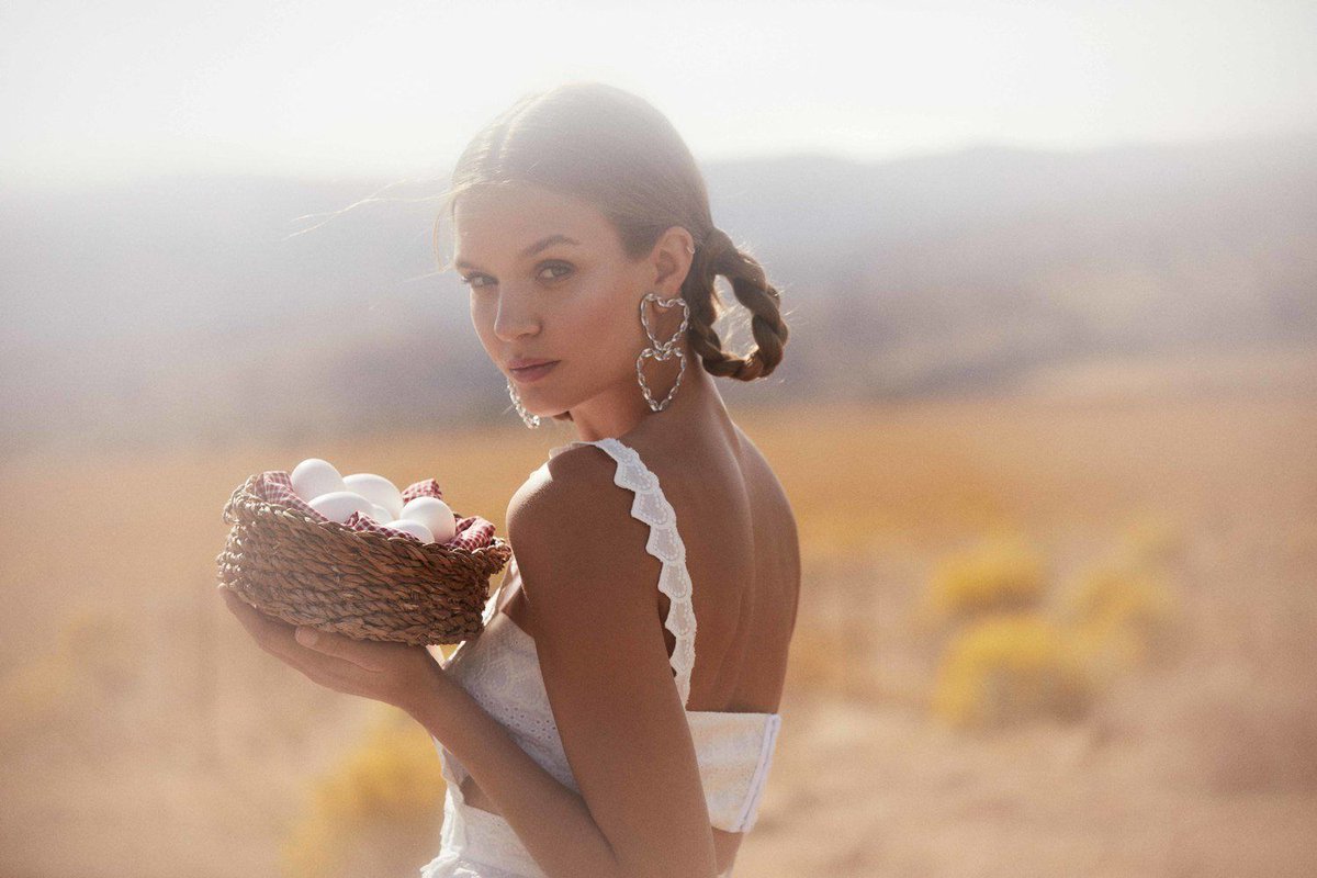 Beauxoxo's tweet photo. New on the #BeauxoxoBlog: @LoveandLemons as my #MondayMuse โค๏ธ๐ https://t.co/zm1iuwL84s #fashion #inspiration #blogging #beauxoxo #forloveandlemons #boho https://t.co/NSih0RHHY1