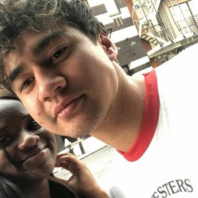 perfect5sospack's tweet photo. calum hood pack

#MTVHottest 5SOS https://t.co/XcRh8VbKCL